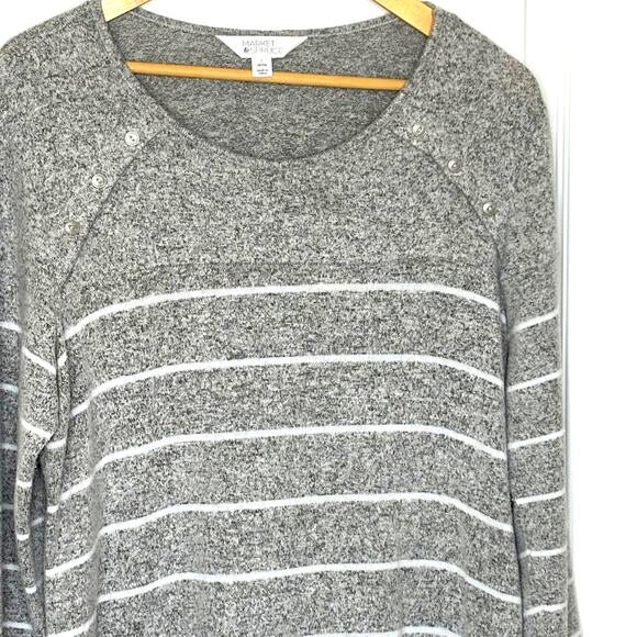 Market & Spruce Wms Petite L Cozy Brushed Knit Gray White Striped Tunic Sweater - Picture 4 of 9